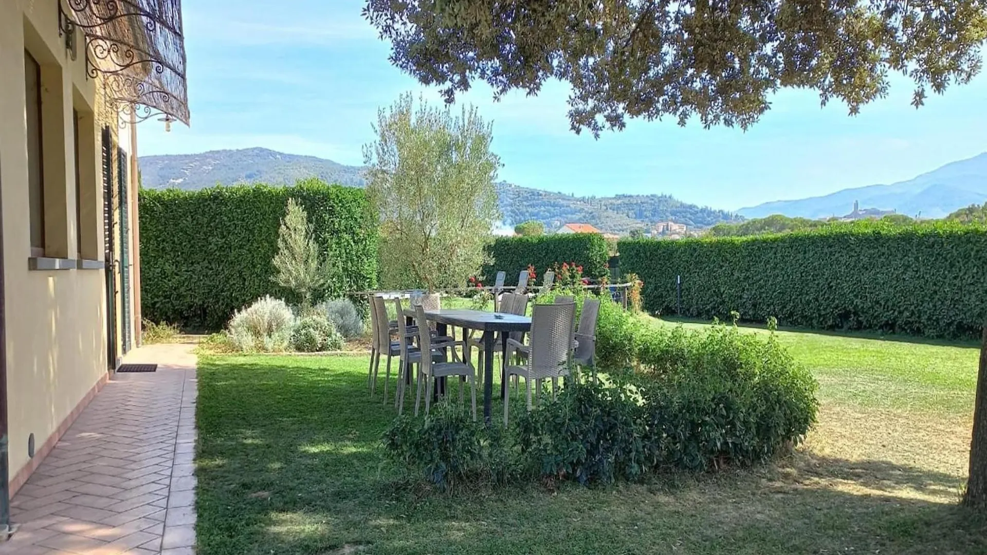 Typical Tuscan Farmhouse With Swimming Pool Castiglion Fiorentino Dom wakacyjny