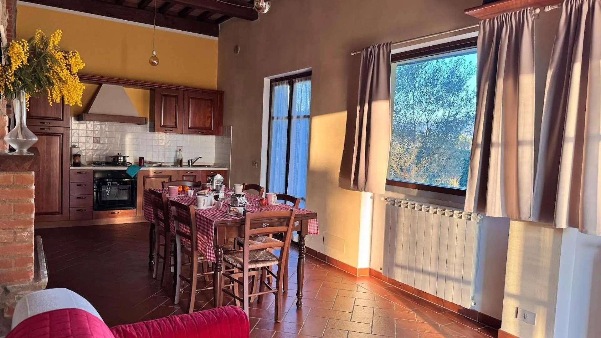 Dom wakacyjny Typical Tuscan Farmhouse With Swimming Pool Castiglion Fiorentino