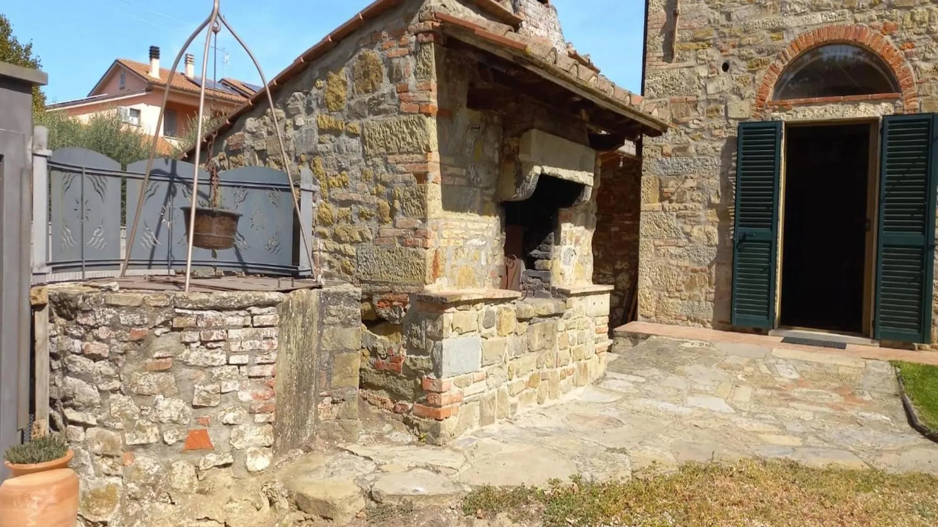 Holiday home Typical Tuscan Farmhouse With Swimming Pool Castiglion Fiorentino