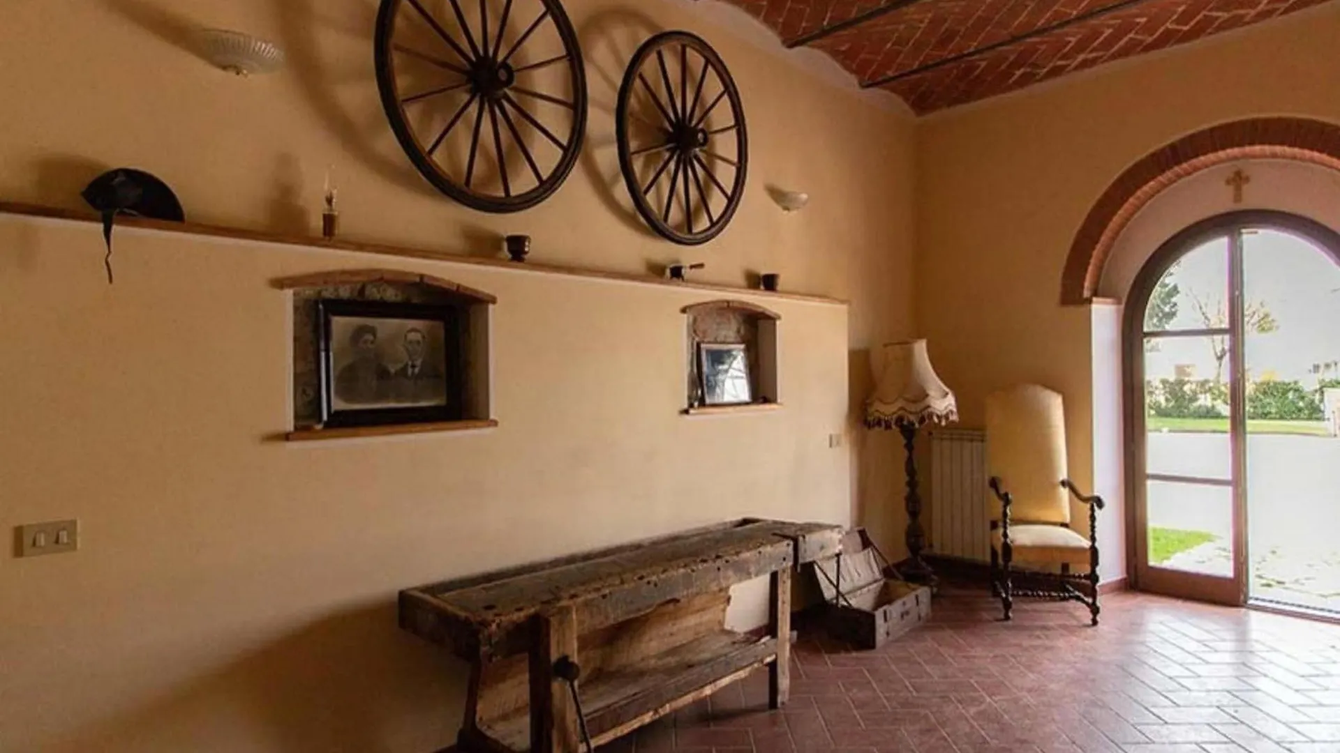 Holiday home Typical Tuscan Farmhouse With Swimming Pool Castiglion Fiorentino Italy