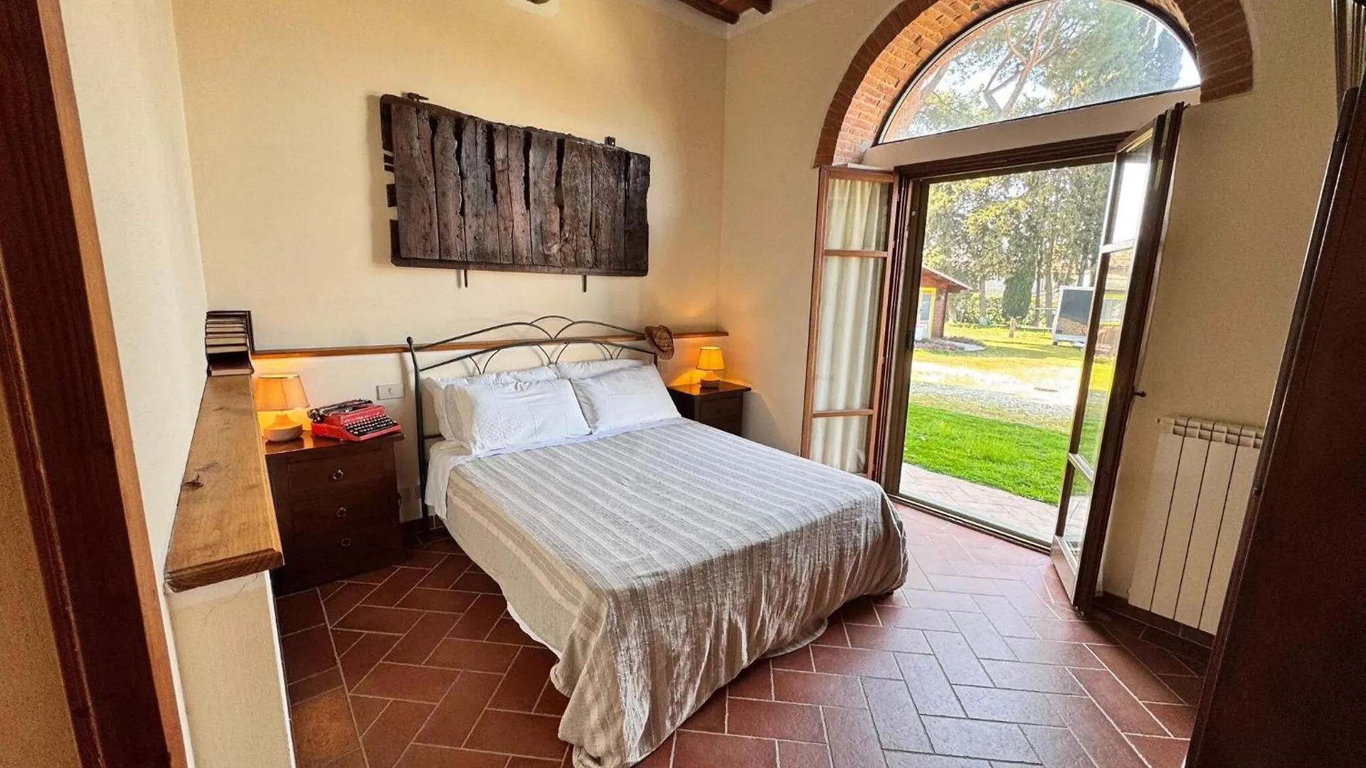 Holiday home Typical Tuscan Farmhouse With Swimming Pool Castiglion Fiorentino Italy
